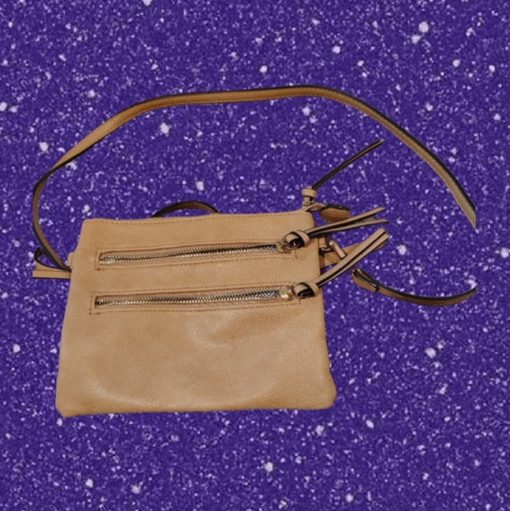 Isabelle Vegan Leather Purse Crossbody